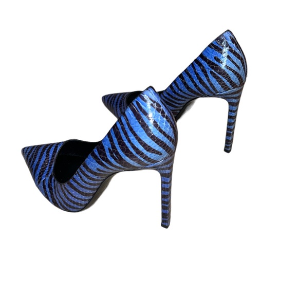 Authentic YSL Saint Laurent Khan Black and White Snakeprint Stilettos - Picture 3 of 7